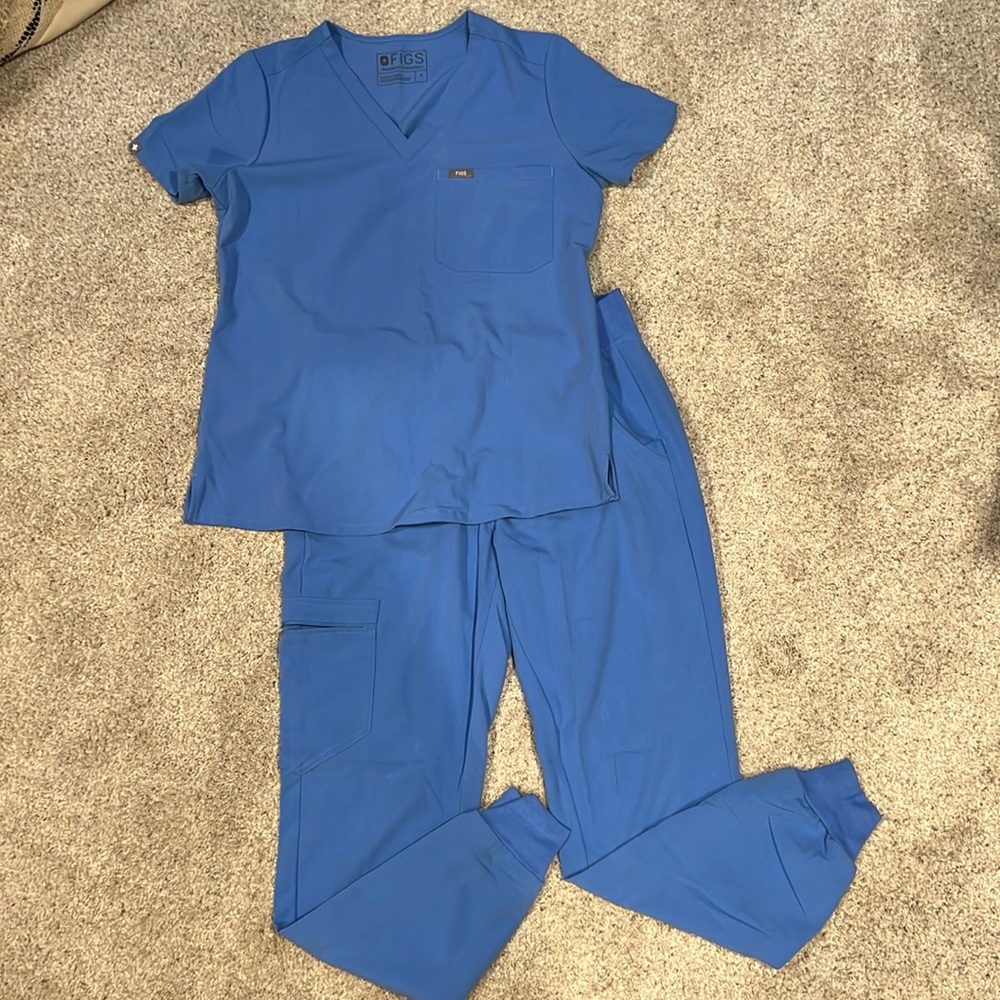 Figs Scrub Set